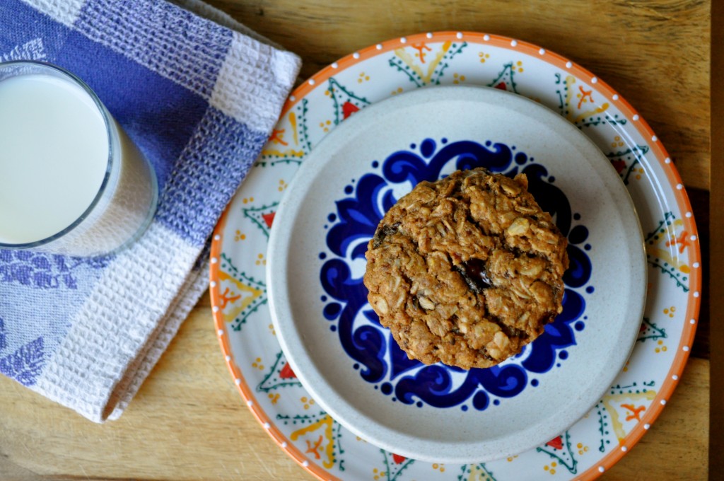 Almond Butter Oatmeal and Dark Chocolate Chip Cookies | Once Upon a Recipe
