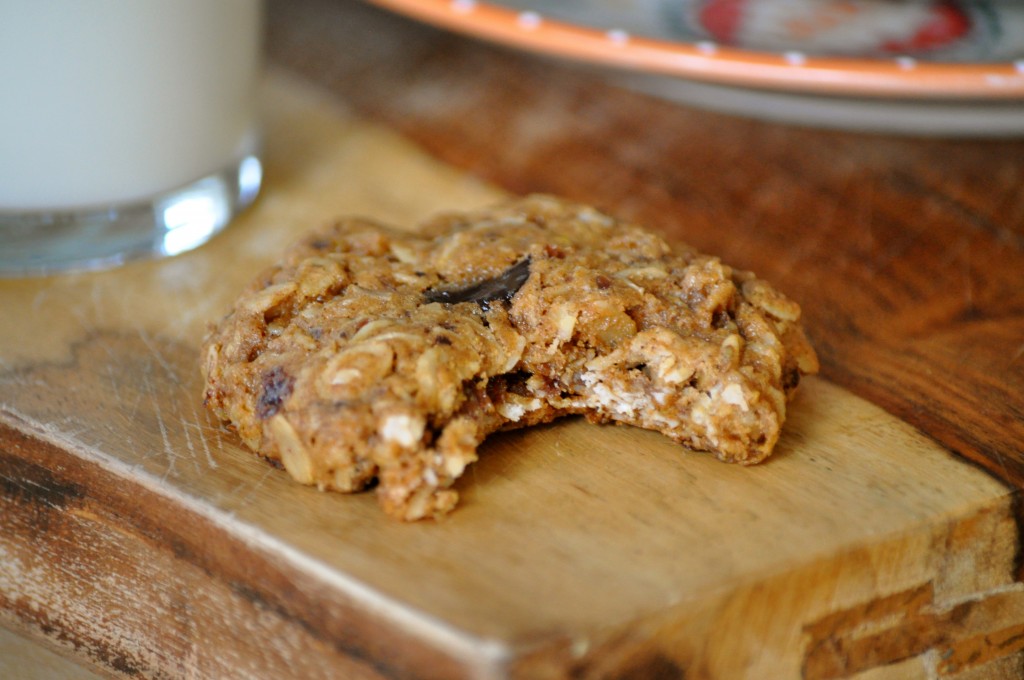 Almond Butter Oatmeal and Dark Chocolate Chip Cookies | Once Upon a Recipe